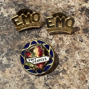Emo Ontario Township and Fort Frances Ontario (vintage)Pins